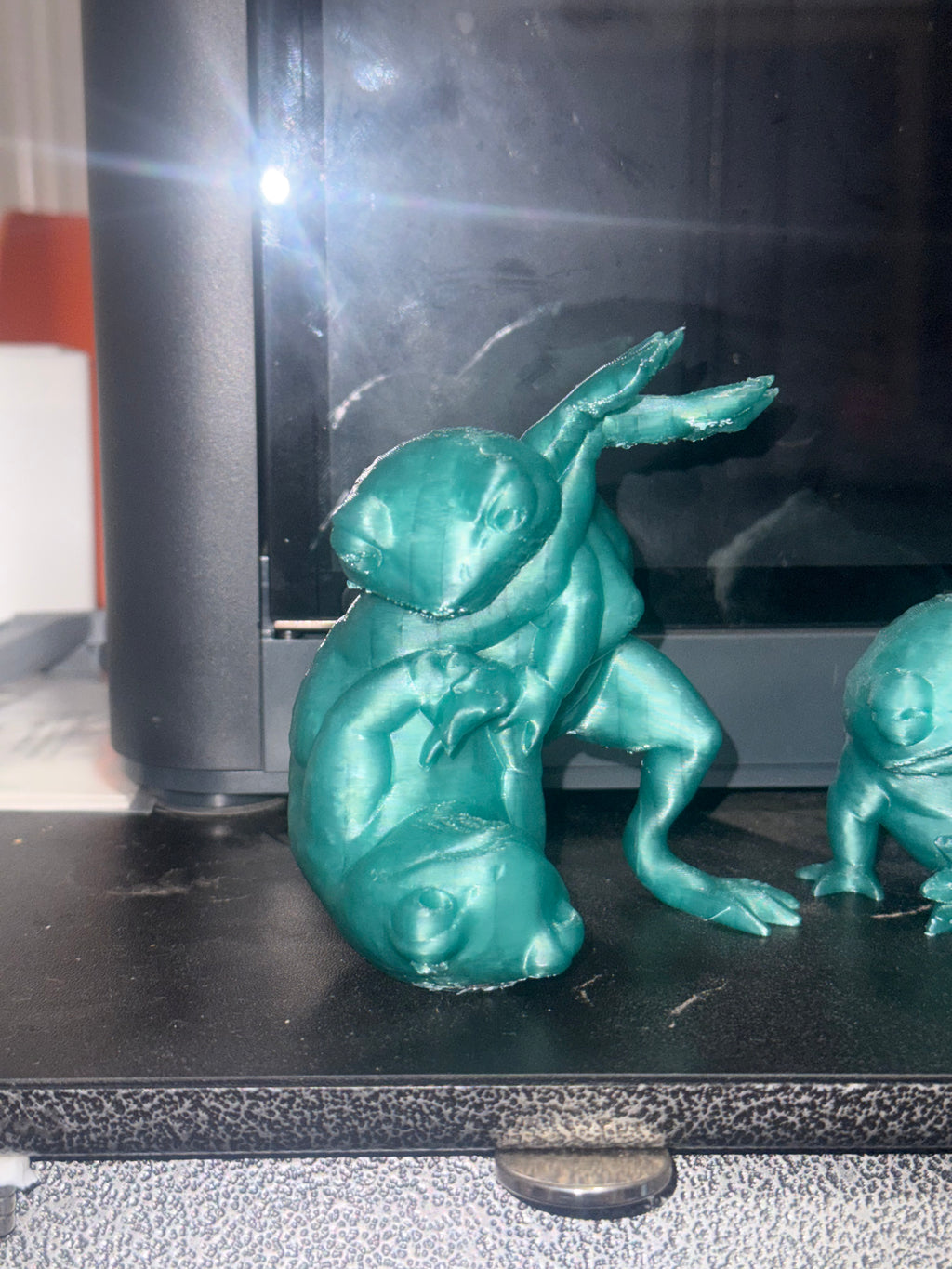Golden Kaeru Jiujitsu Frog figurines